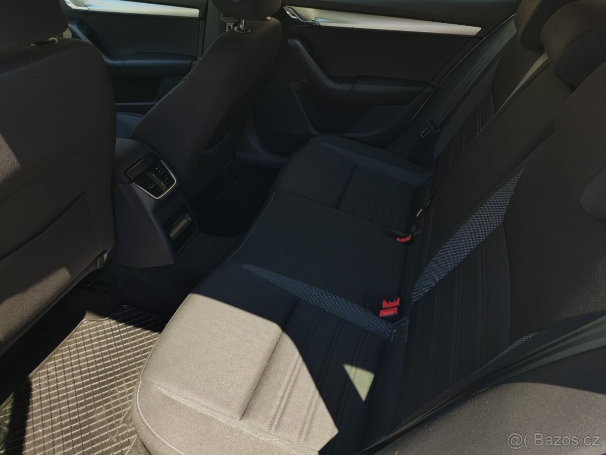 Škoda Octavia 1.5 TSI 2020 - 8