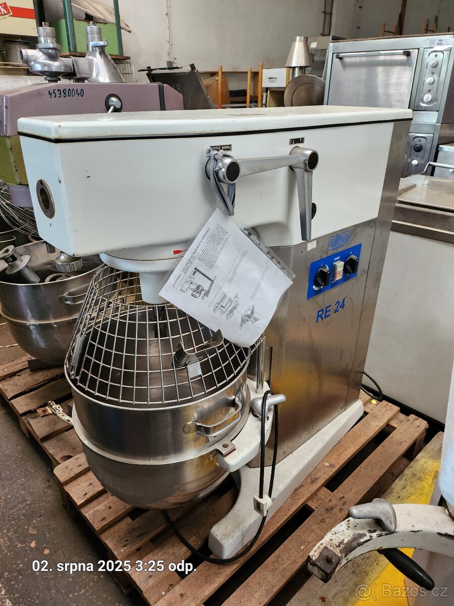 Výprodej zařízení velk.kuchyně profi - 8
