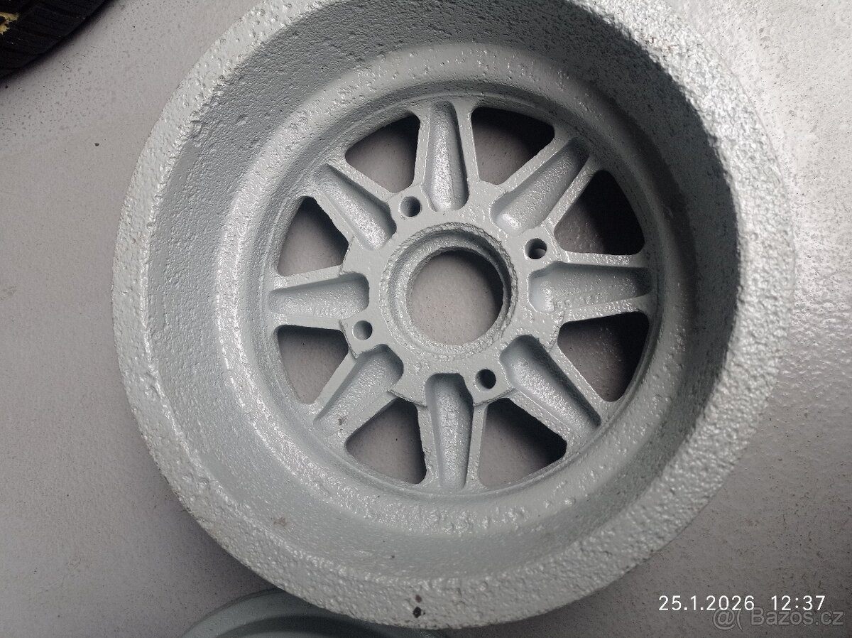 13" LOUKOTE ORIGINAL SKODA VETERAN 4x130 - 8