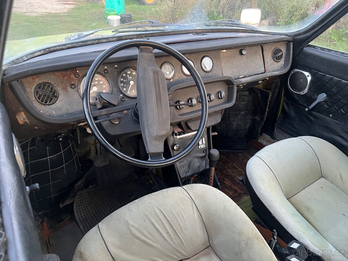 Skoda 110r kompletní auto k renovaci - 8