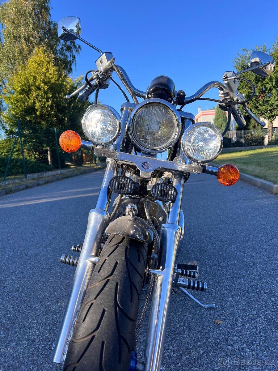 Suzuki VS800GL Intruder - 8