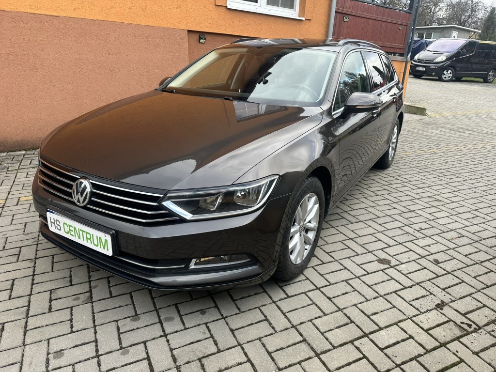 Volkswagen Passat 2.0 TDi 110kW - 8