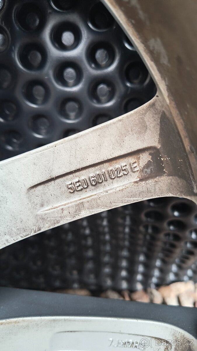 Alu kola škoda TERON R17" s pneu Pirelli - 8