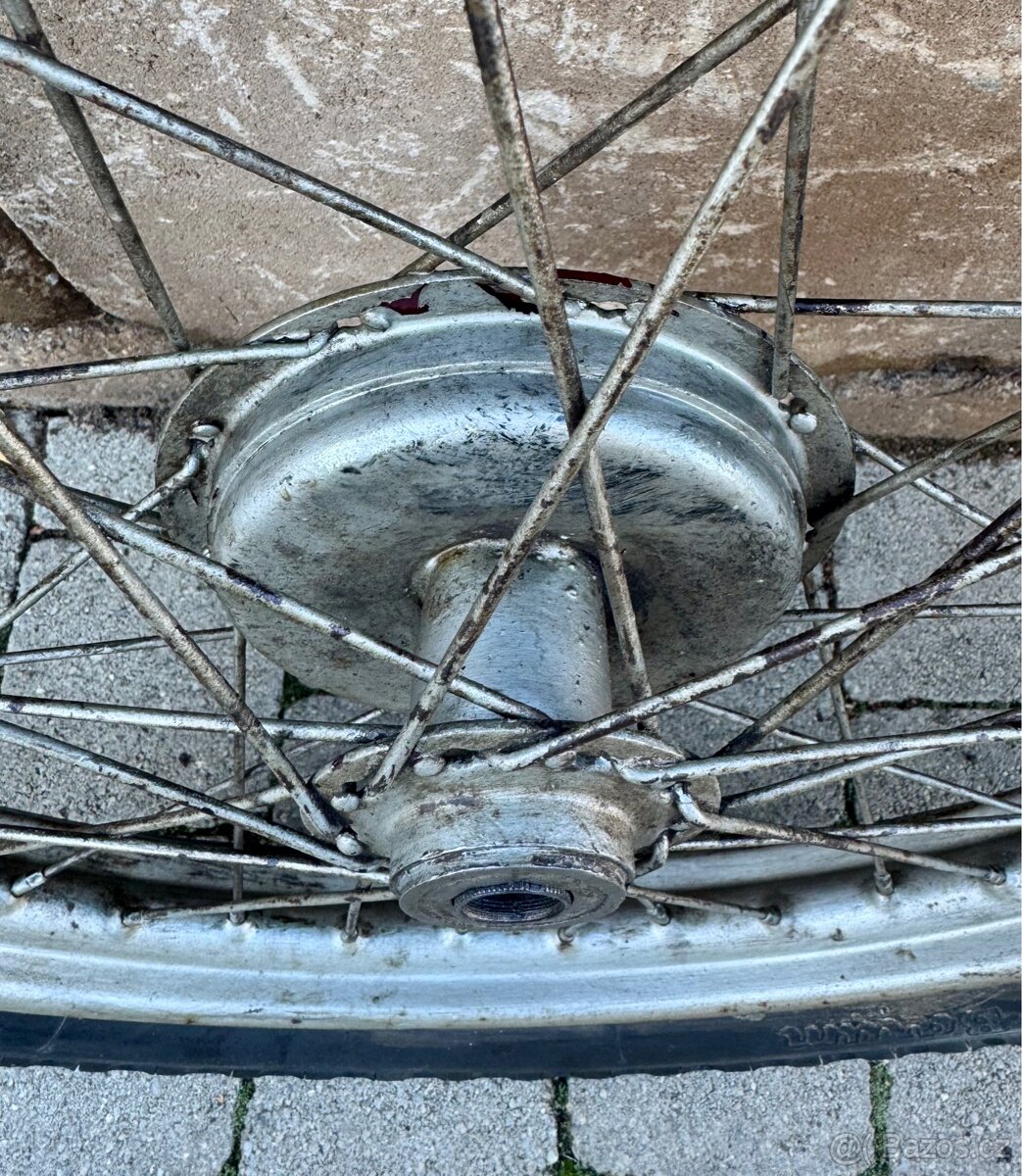 ČZ 125 T - přední a zadní kolo - 8