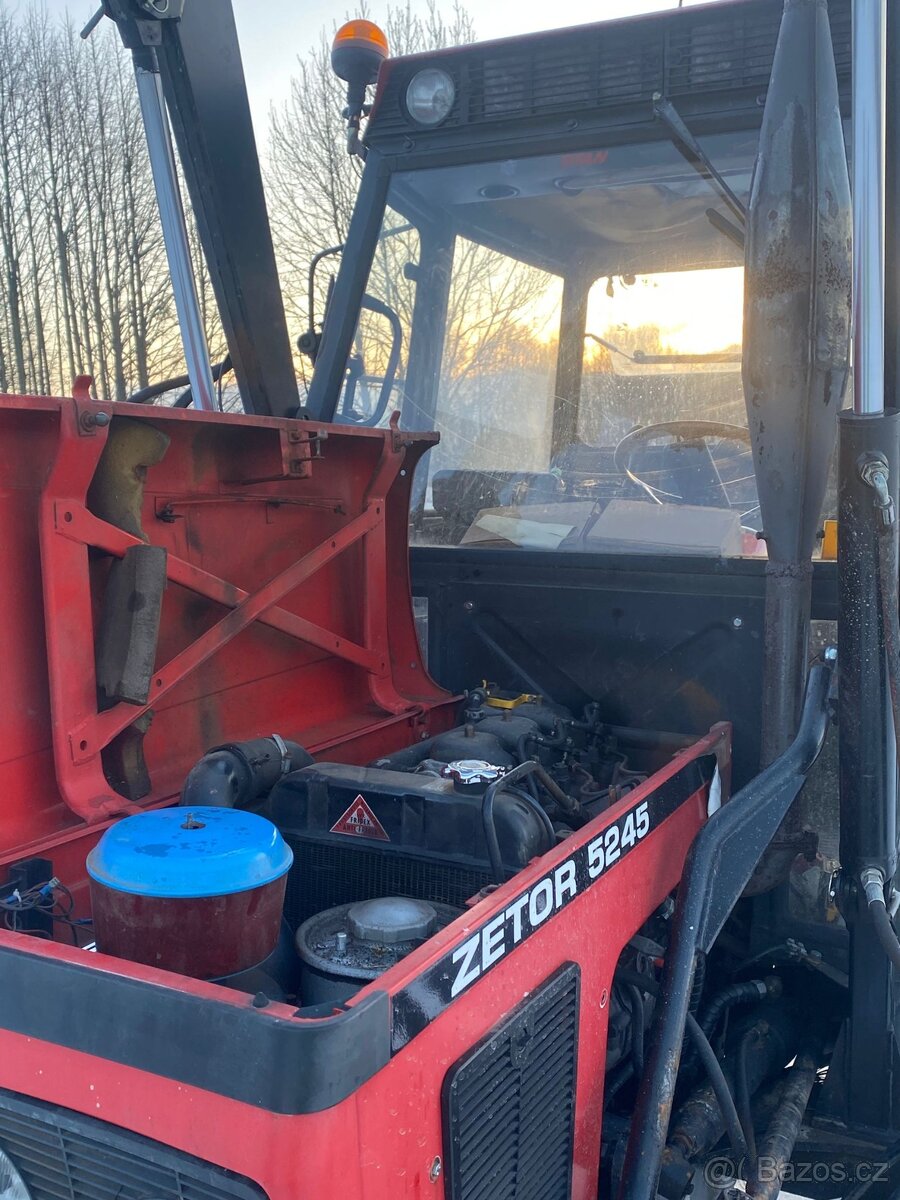 Zetor 5245 s čelním nakladačem - 8