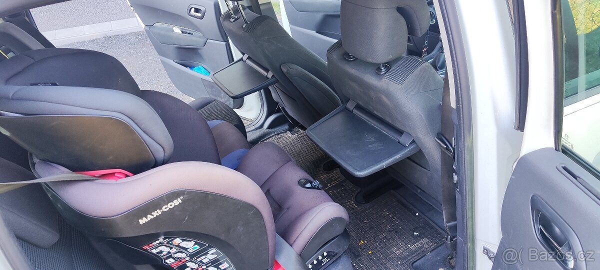 peugeot 5008 1.6 hdi - 8