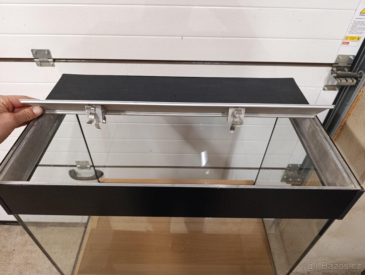 Akvarijní sestava - 8