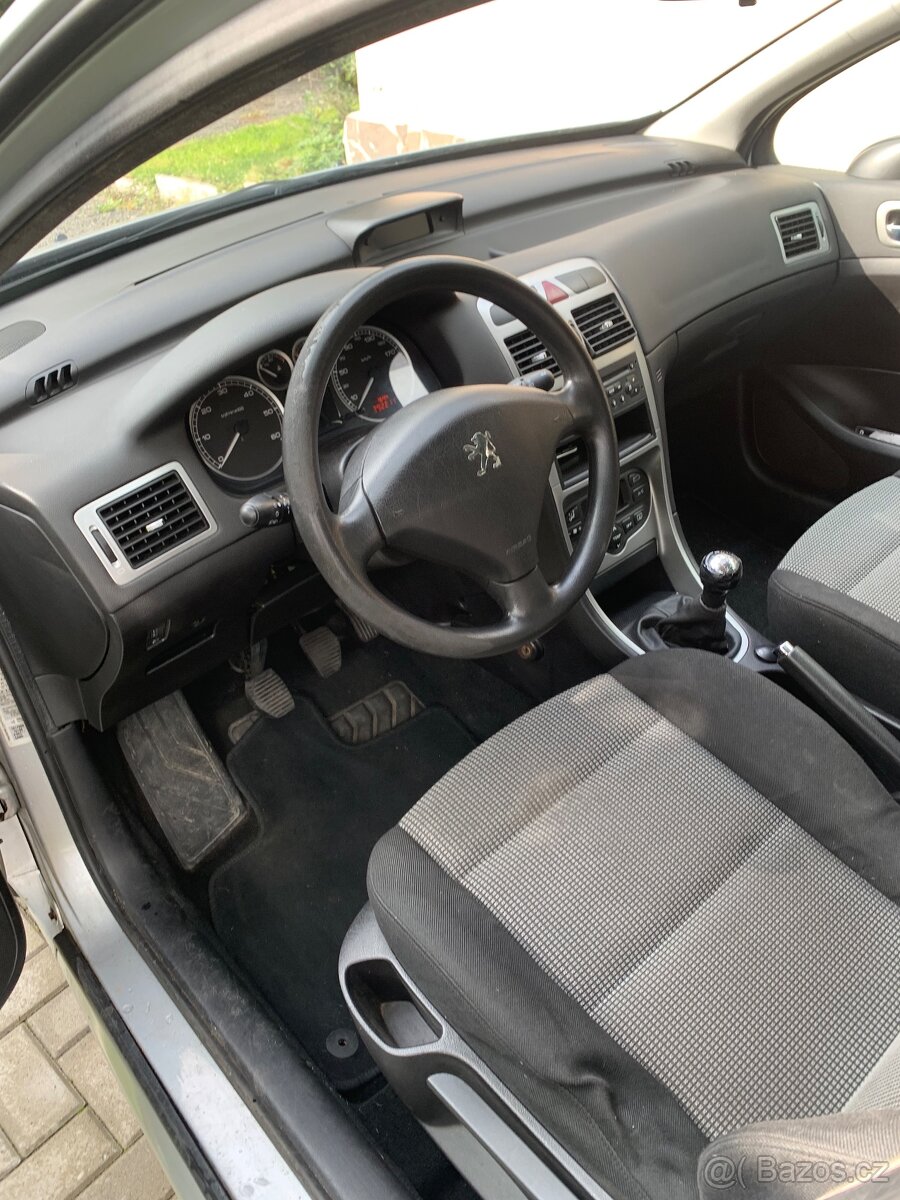 Peugeot 307 - 8