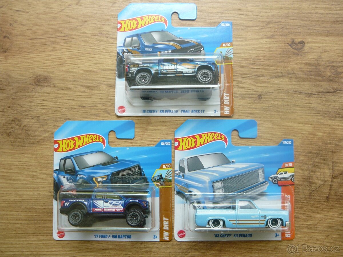 AUTÍČKA HOT WHEELS - 8