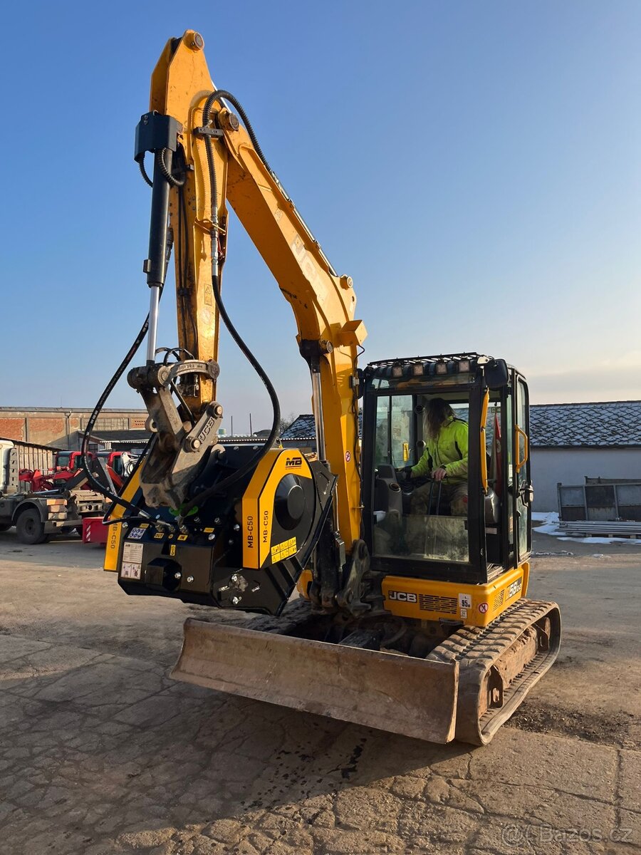 Drtící lžíce MB CRUSHER - 8