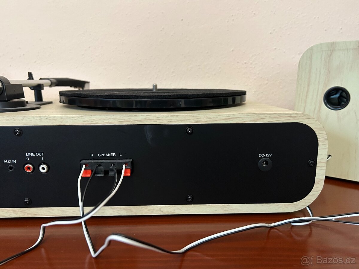 Gramofon Crosley Gig CR6035A-NA - 8