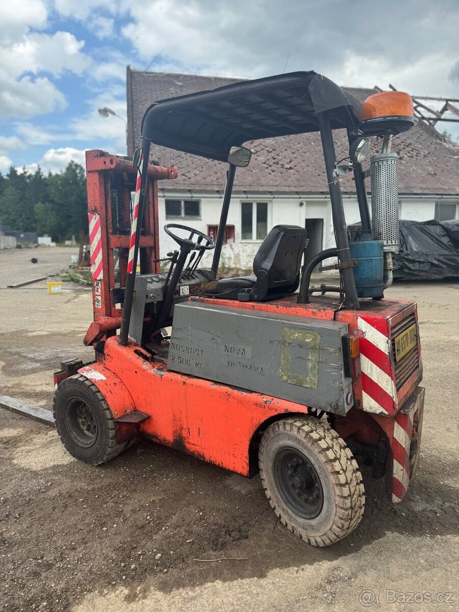 Vysokozdvižný vozík Desta DVHM 2522 - více ks - 8