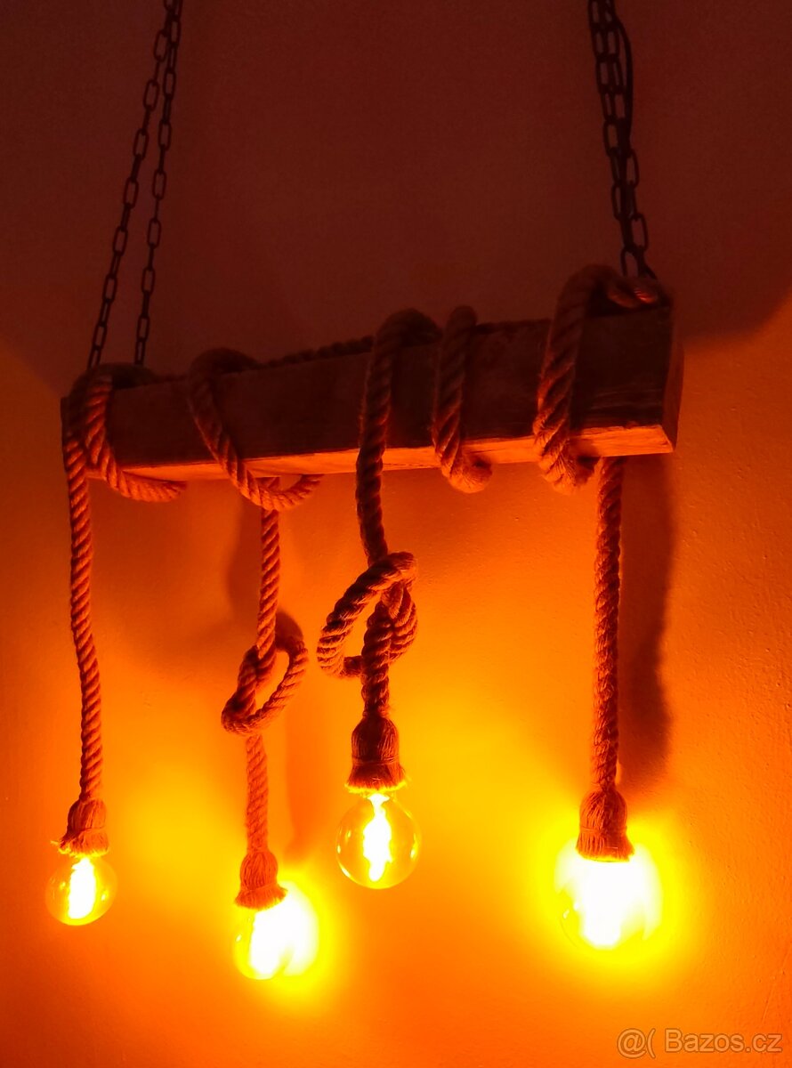 Stropní svítidlo + 4 led žárovky - 8