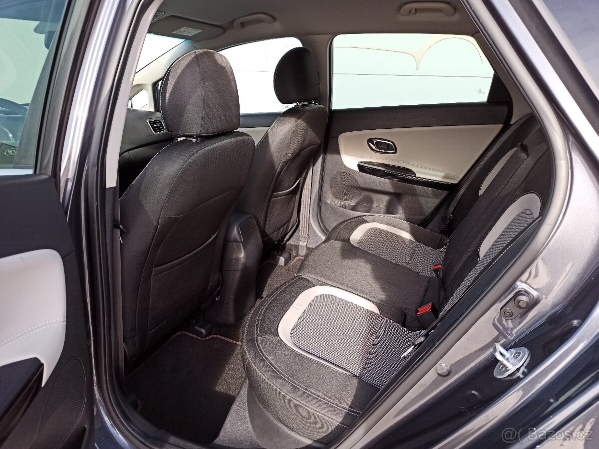 KIA CEED SW 1.6GDI 99kW ČR - 8
