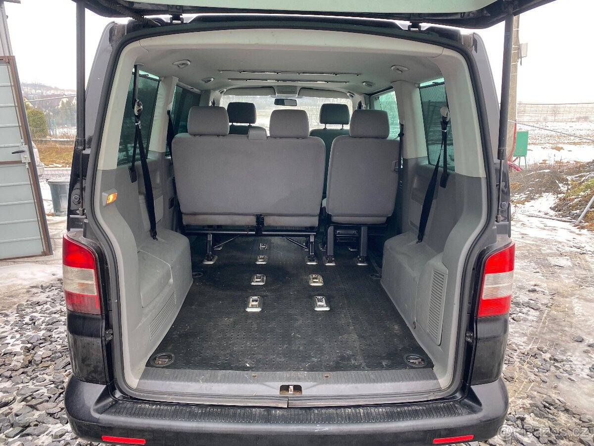VW Caravelle 1.9TDI - 8