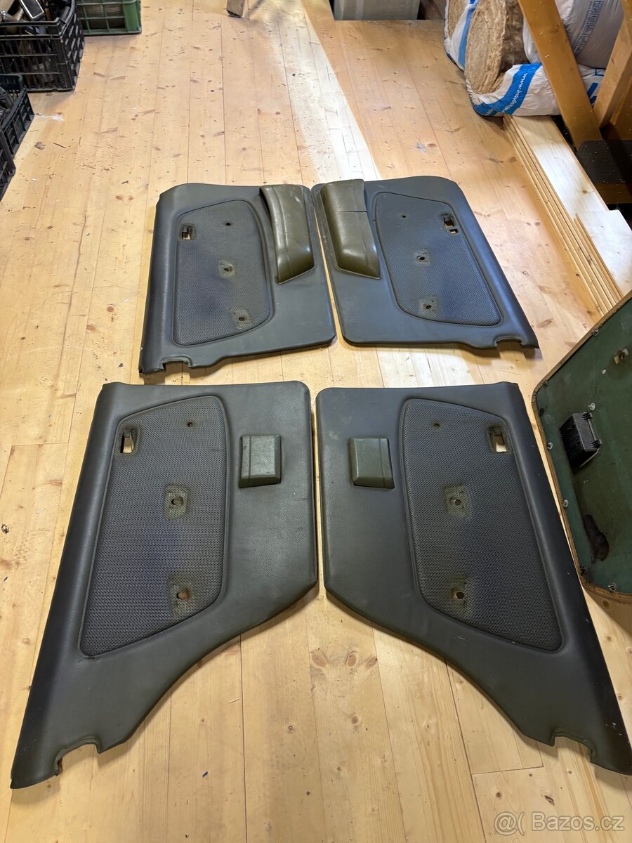 Mercedes w123 výplně dveří - 8