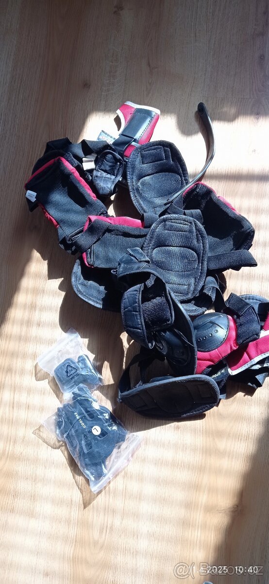 Prodám 2ks inline brusle +chrániče - 8