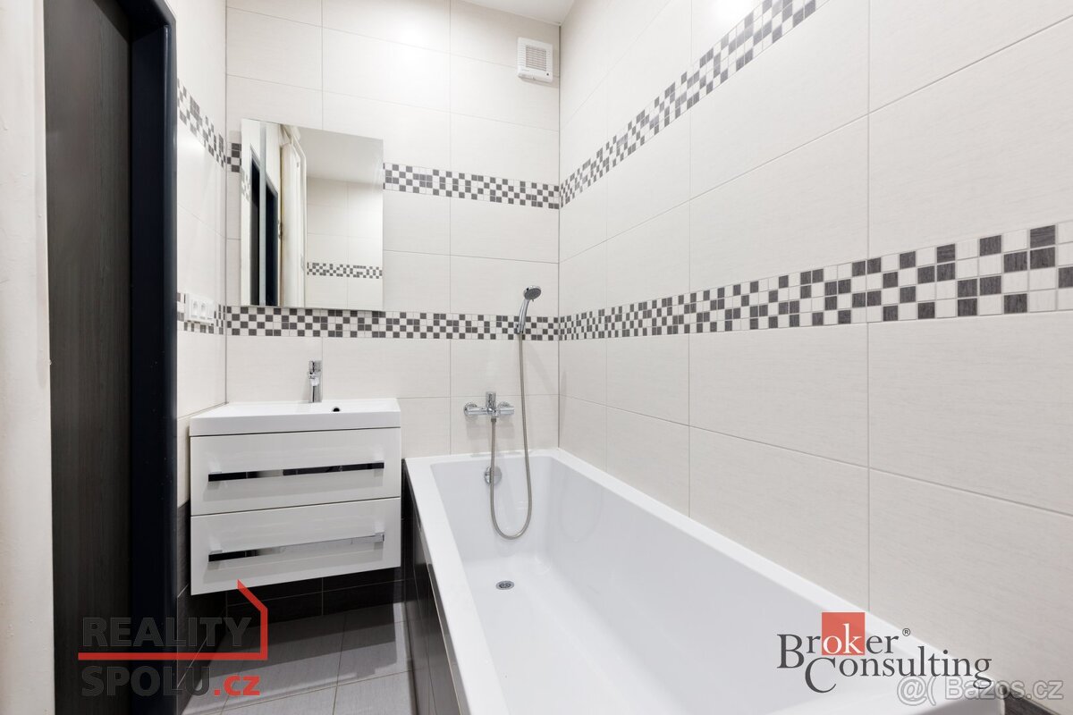 Pronájem, byty/2+1, 54 m2, Táborská 1946/14, Východní Předmě - 8