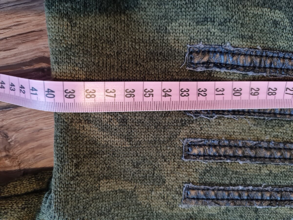 Chlapecká mikina velikost 140 - 8