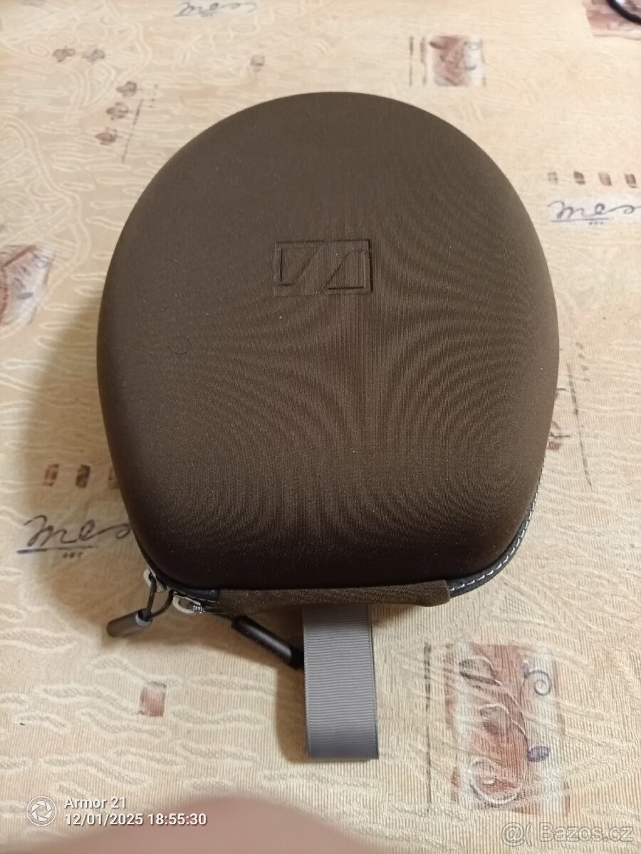 Sennheiser Momentum - 8