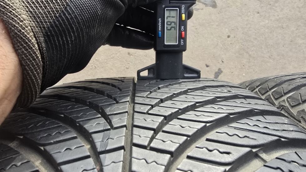 Celoroční pneu 225/45/17 Good Year - 8