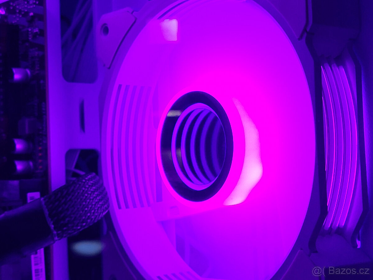 HERNÍ PC + PŘÍSLUŠENSTVÍ / RTX 2070 SUPER / RYZEN 5 - 8