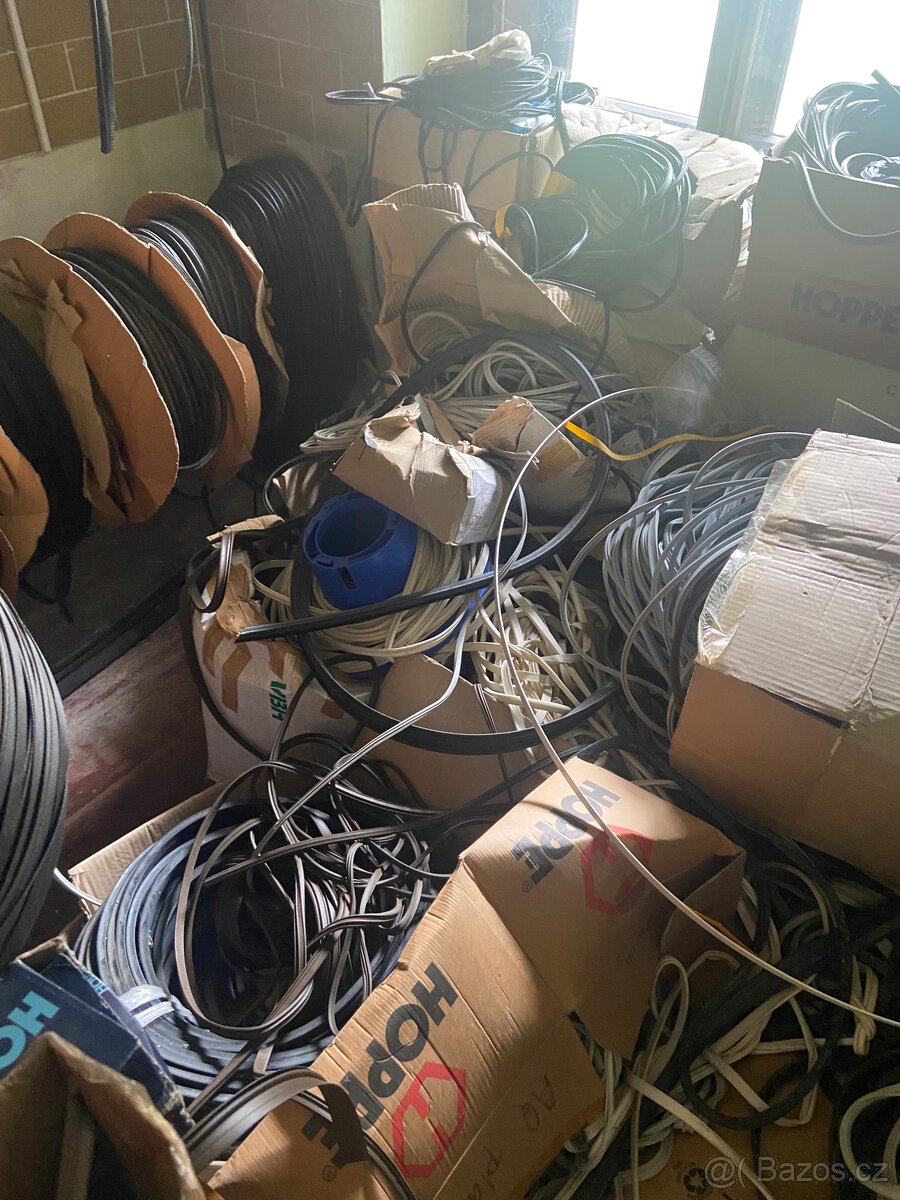 Okenní kování roto - 8