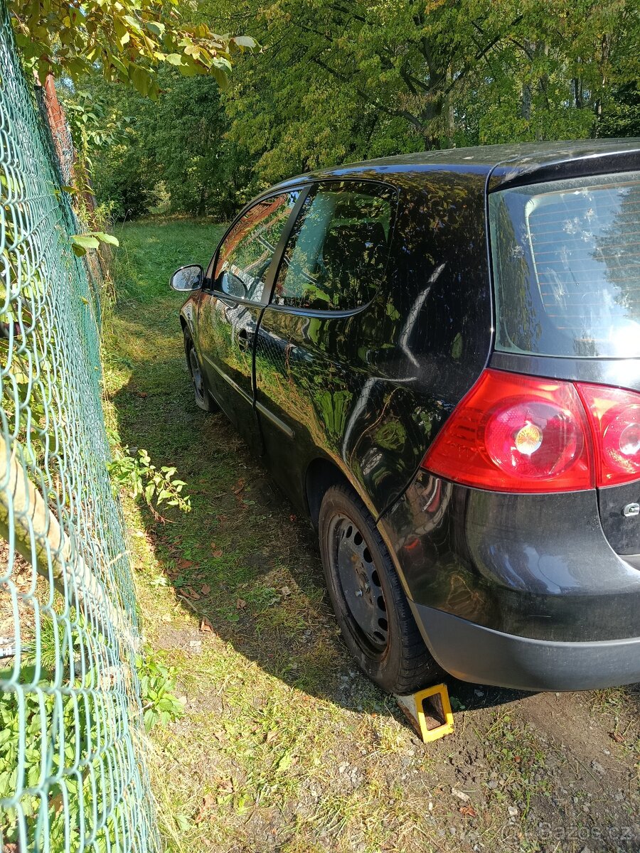 VW golf 5 - 8