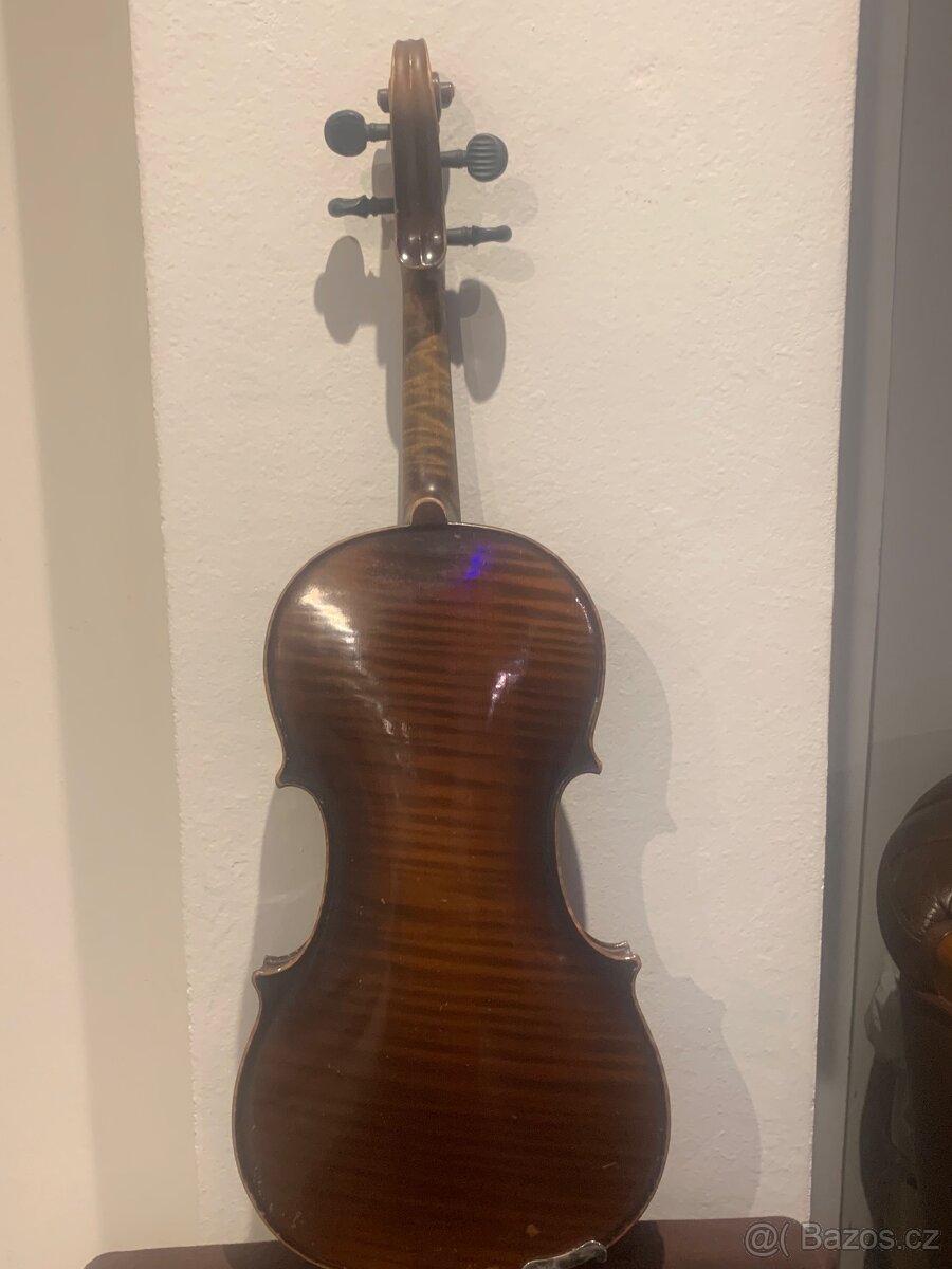 4/4 housle s pouzdrem - 8