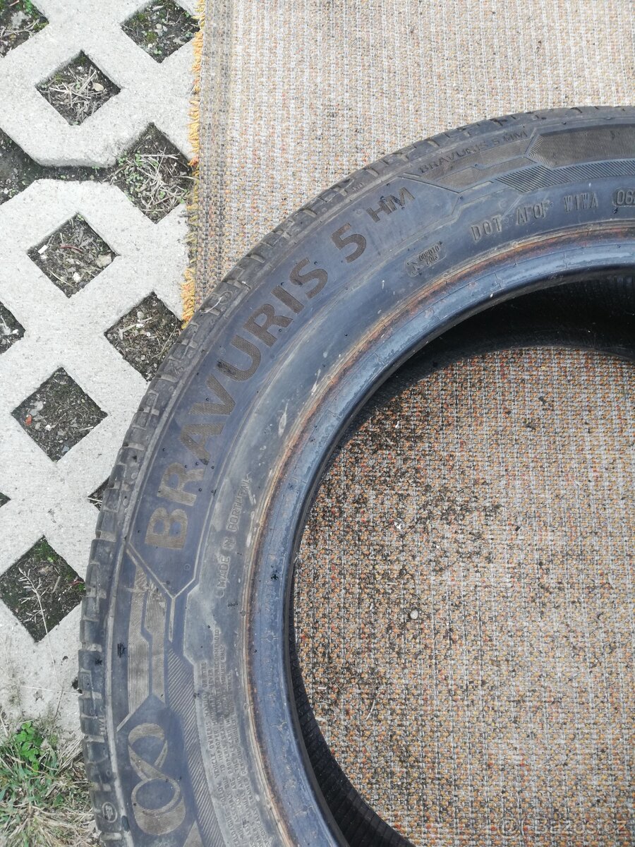 Barum Bravuris 205/55/r16 - 8