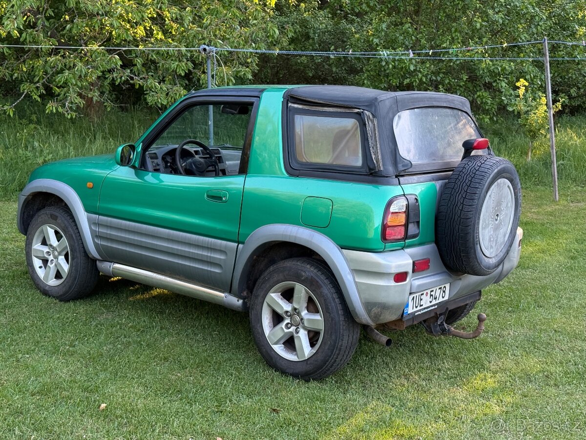 Toyota RAV 4 - 8