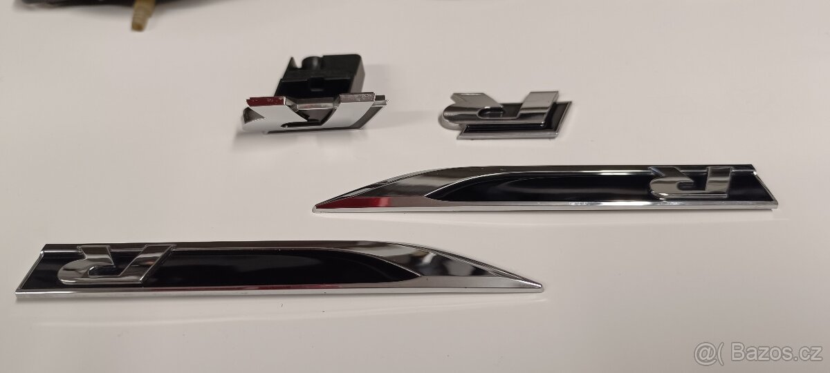 VW GOLF "R" ZNAKY EMBLÉMY - 8