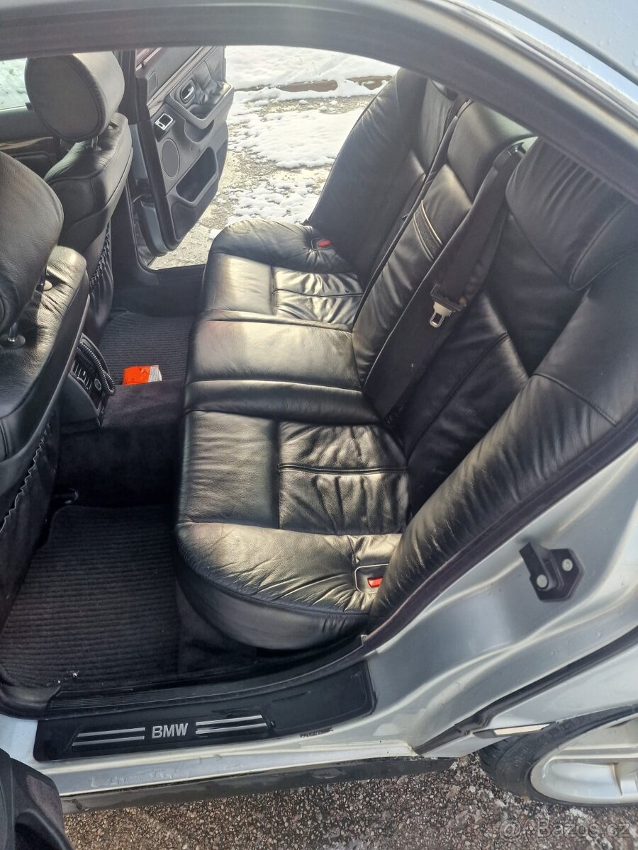 BMW e38 728iA LPG - 8