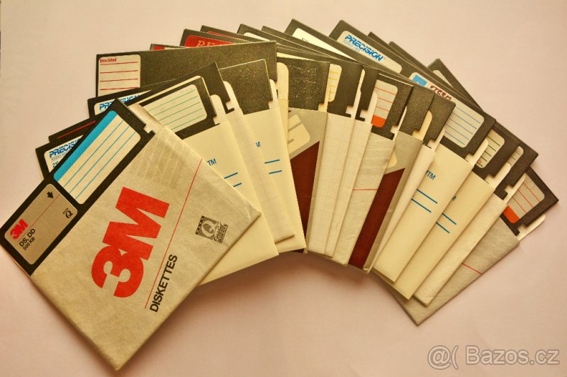 DISKETY PRODÁM 11 kusů disket 5,25 - 8