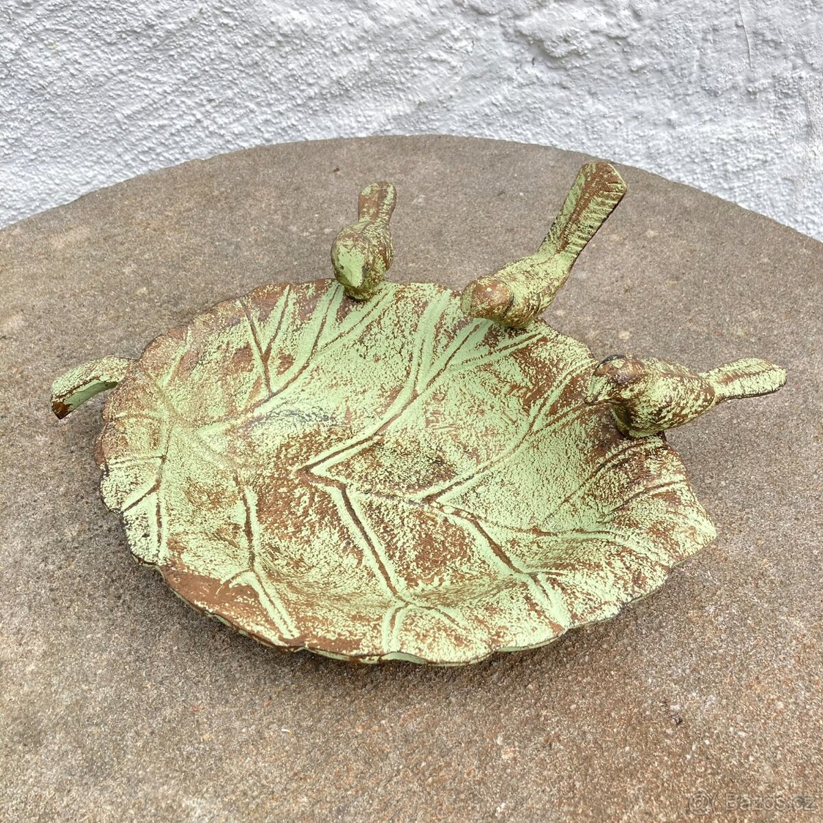 Zahradní litinové pítko pro ptáky ve tvaru listu - krmítko - 8