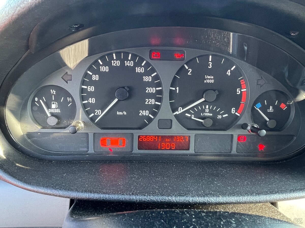 BMW e46 320d TOURING - 8