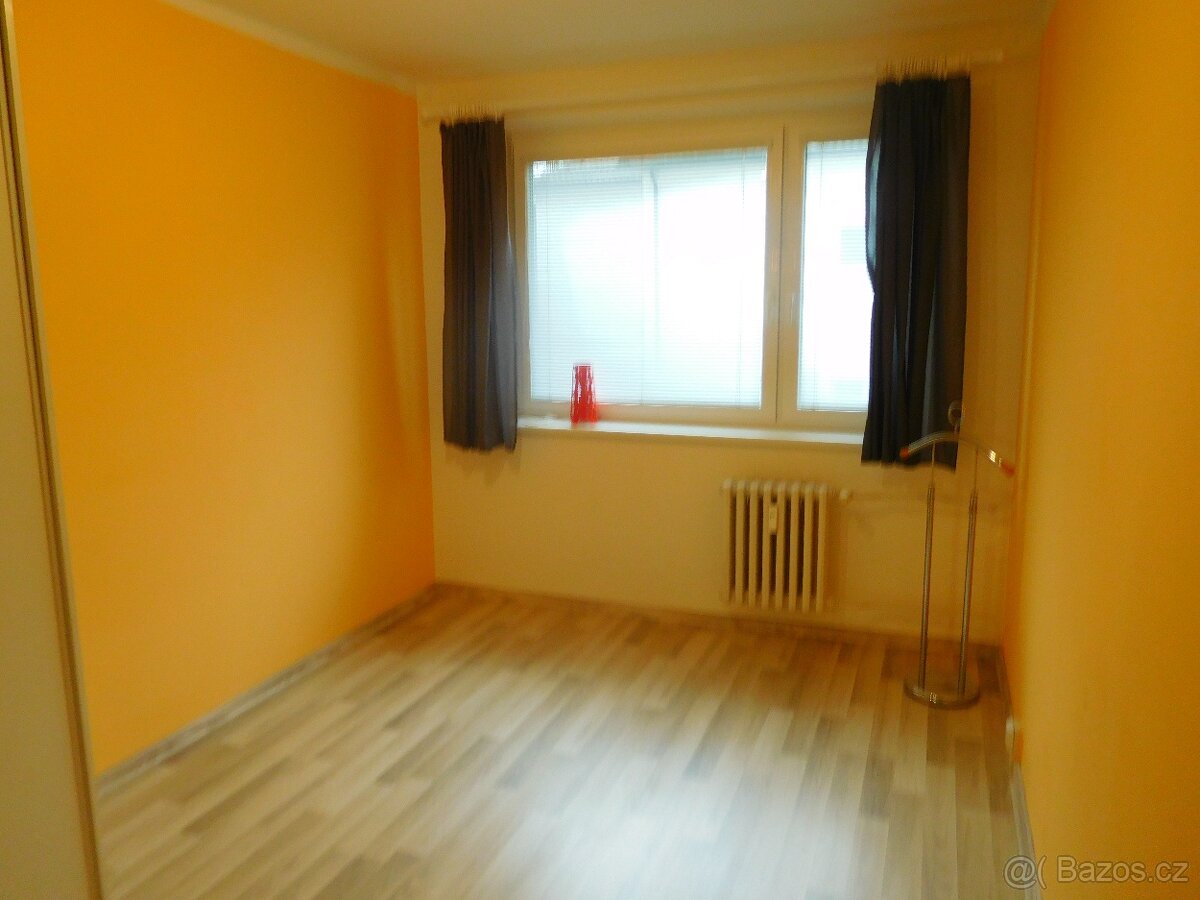 Nájem bytu 2+1 s balkónem ul.Harcovská - 8