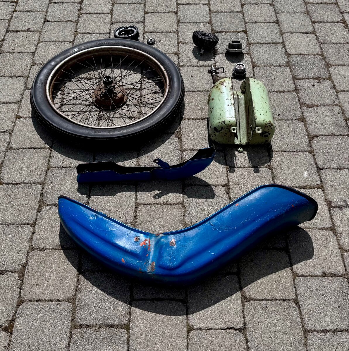 Jawa 50 parez, pionyr, fichtl - díly - 8