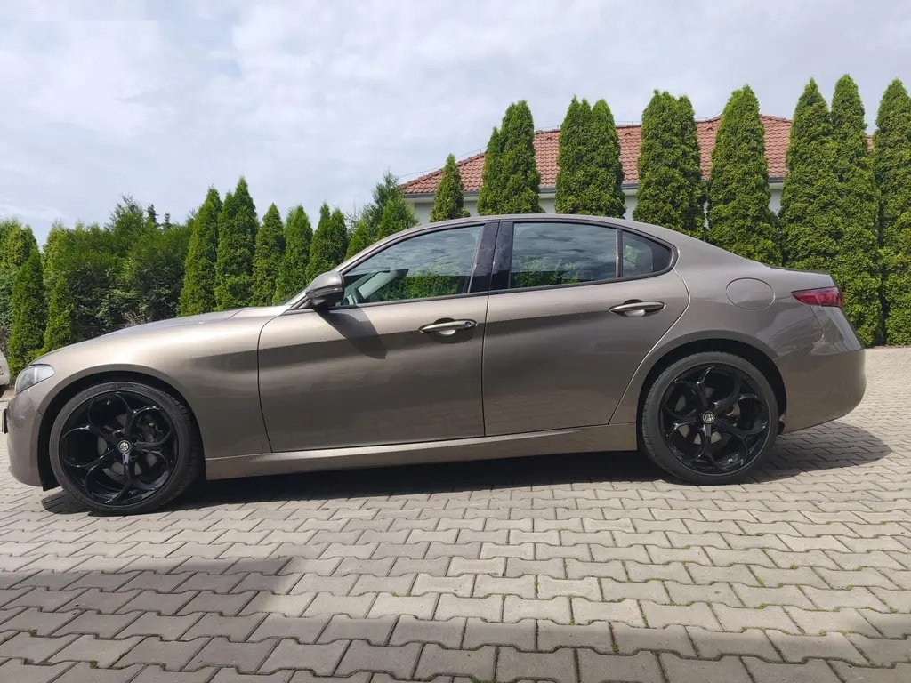 Alfa Romeo Giulia, 2.2 JTDM Rezervace - 8