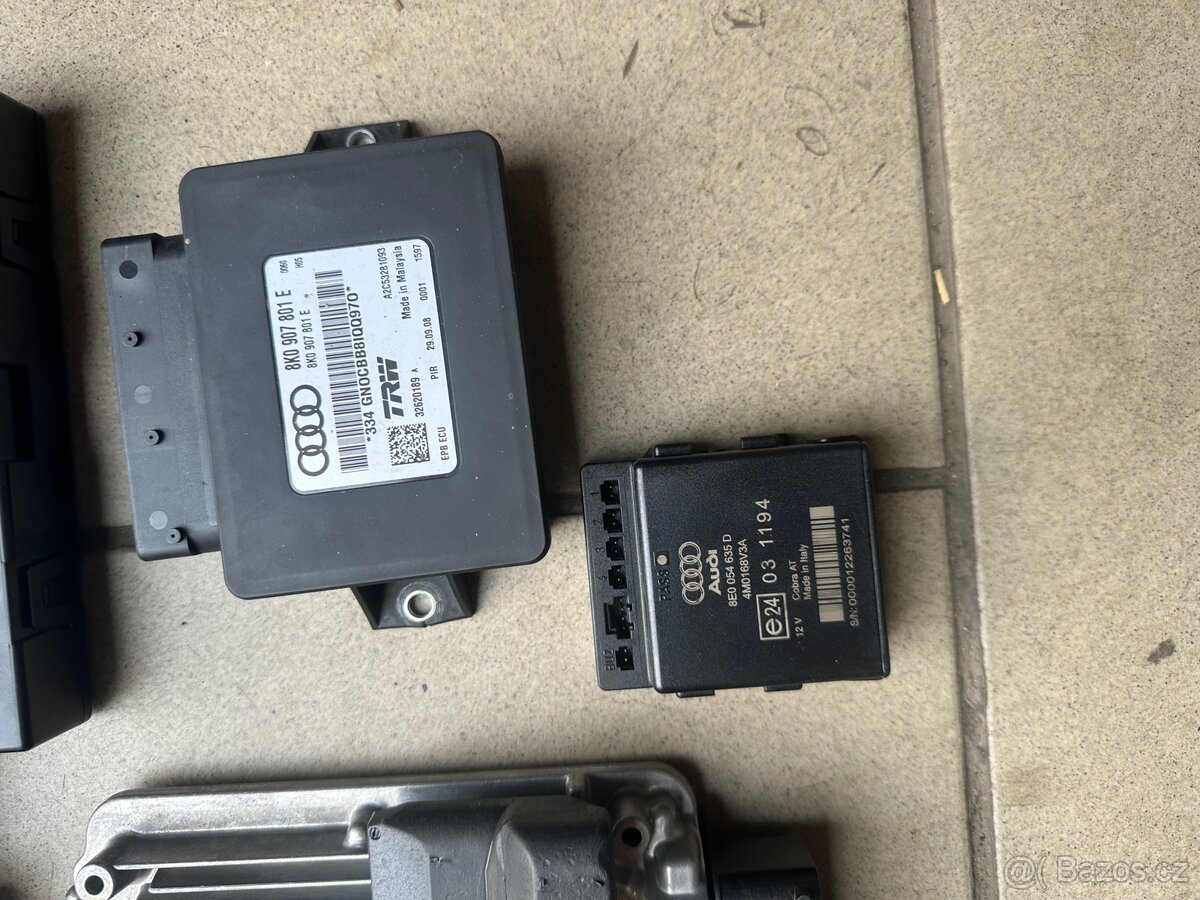 Audi A4 B8 díly - 8