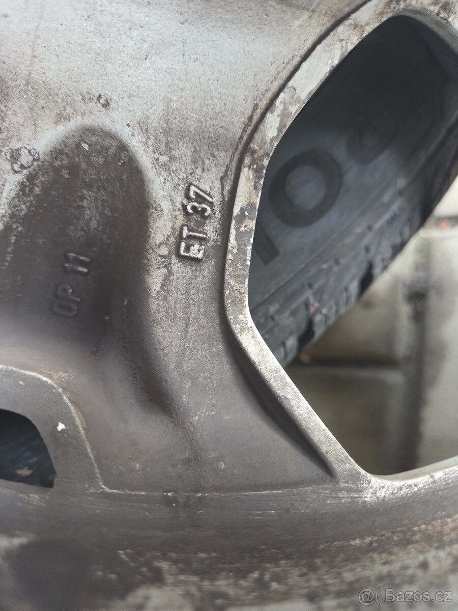 Zimní sada Orig. Opel 16", DOT 2622 - 8