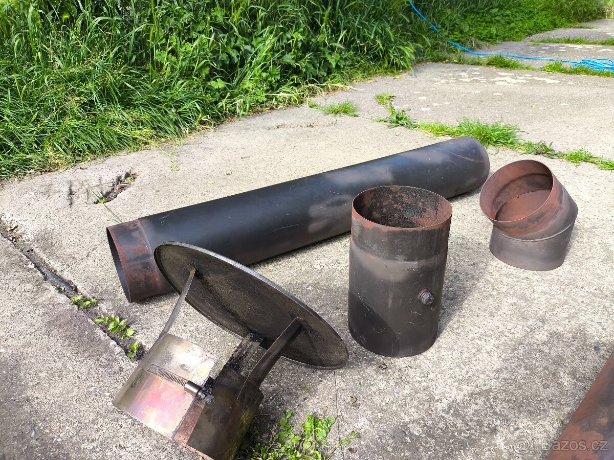komínové roury 160mm průměr, 2mm tloušťka; komínová stříška - 8