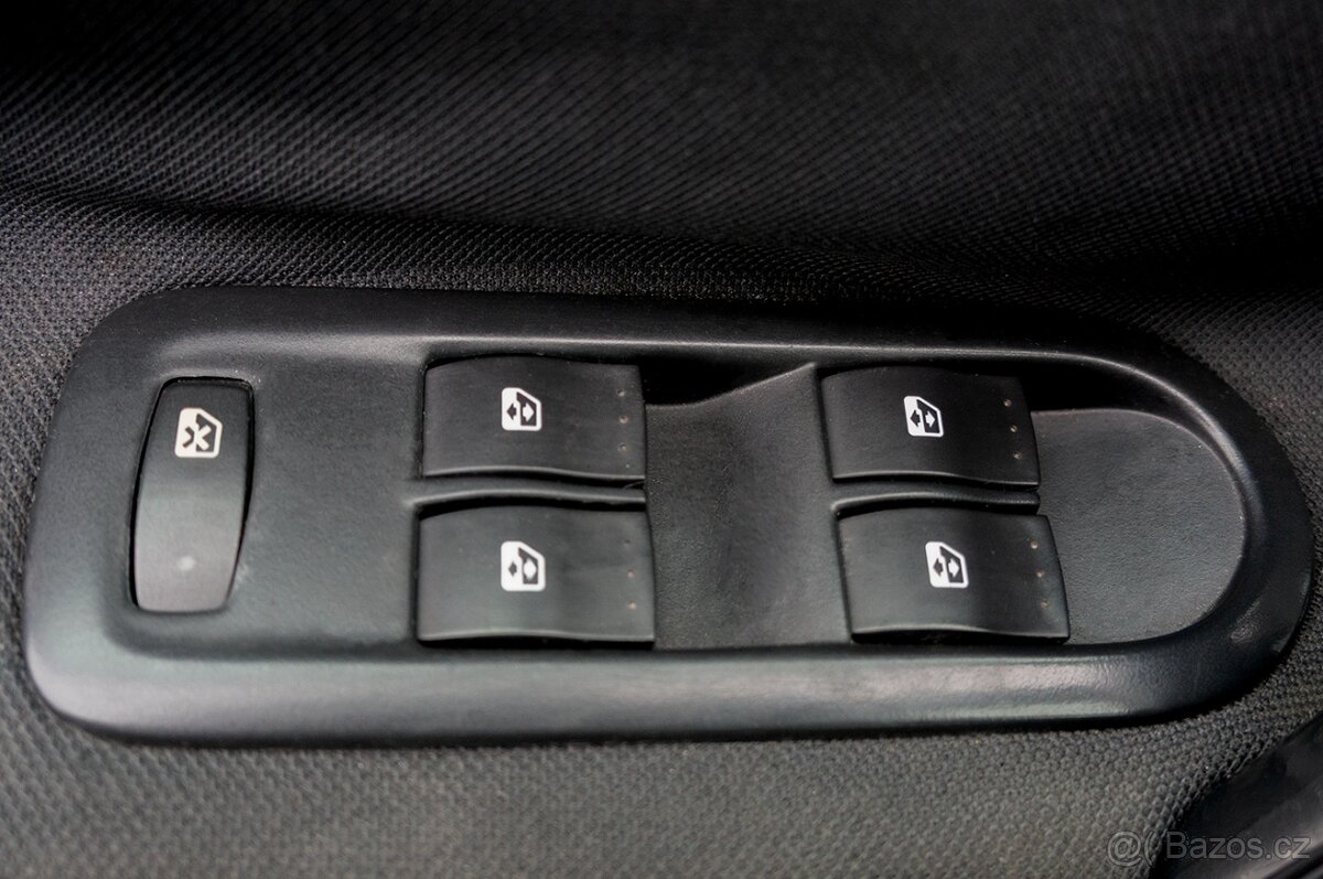 Renault Grand Scénic 1.9 dCi - 8