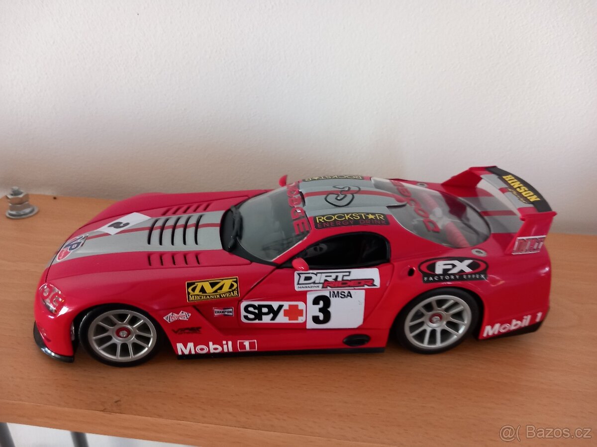 Model DODGE VIPER - 8