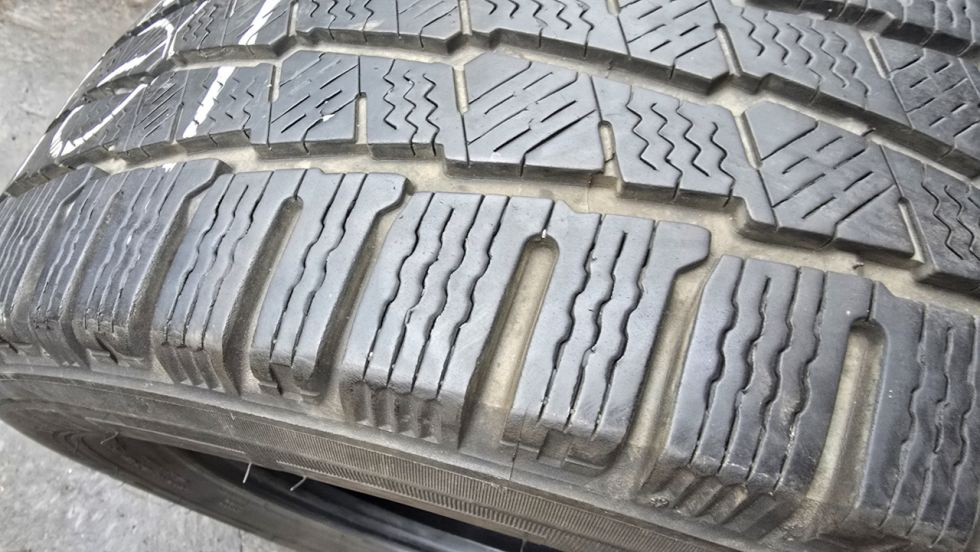 Zimní pneu 225/65/16c Michelin - 8