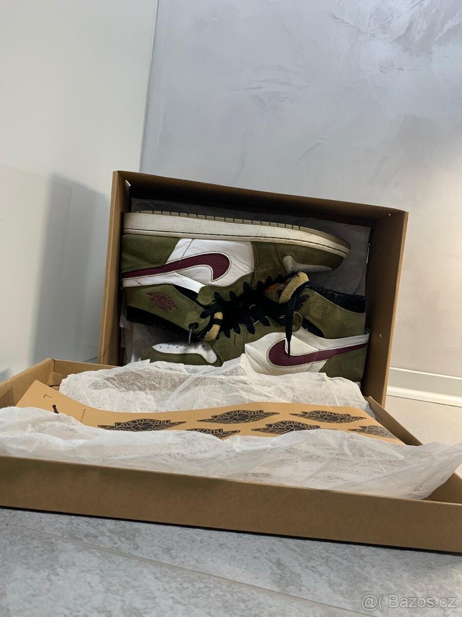 NIKE JORDAN 1 air zoom. 44,5 - 8