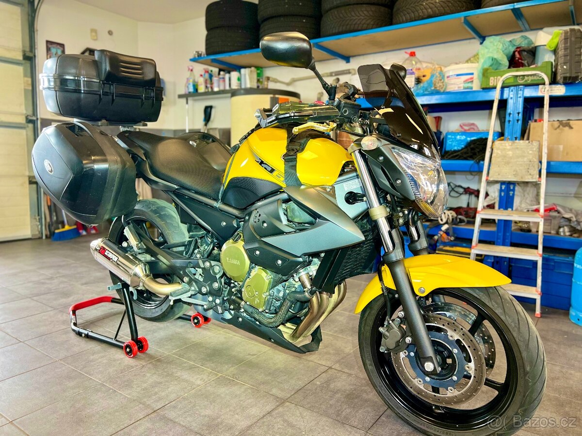 Yamaha XJ6 - 8