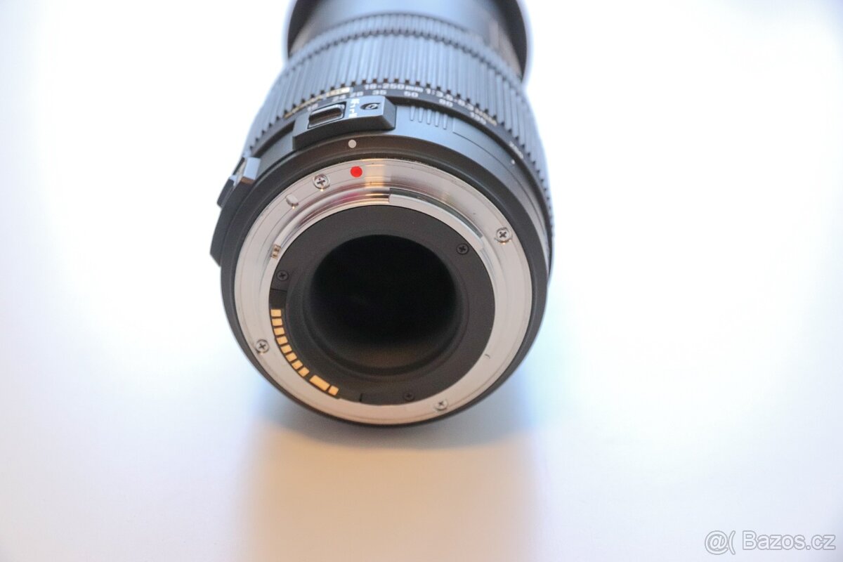 Sigma DC 18-250mm, HSM, Canon - 8