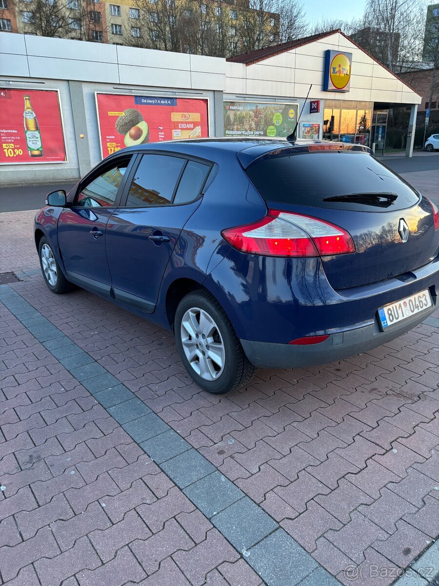 Renault Mégane 1.6-74KW - 8