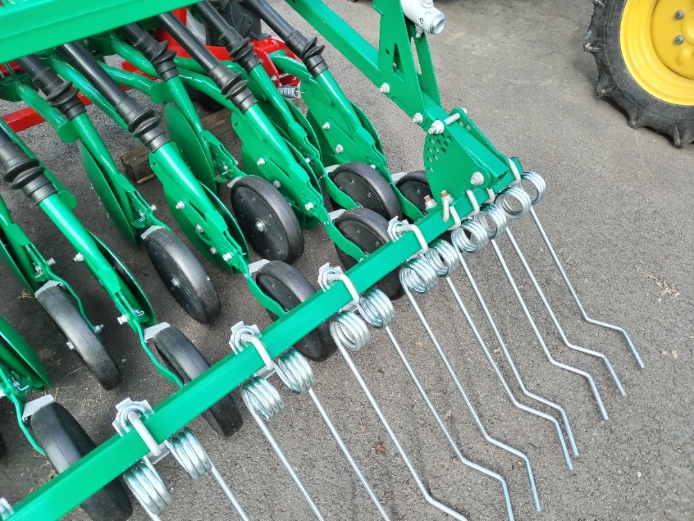 Secí stroj SR300 - 8